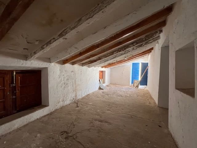 8 slaapkamer Huis te koop in Uleila del Campo - € 190.000 (Ref: 9130558)