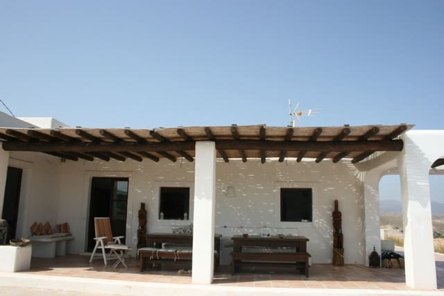 5 soveværelse Villa til salg i Agua Amarga - € 950.000 (Ref: 9285755)