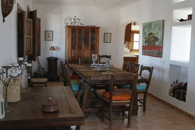 5 soveværelse Villa til salg i Agua Amarga - € 950.000 (Ref: 9285755)