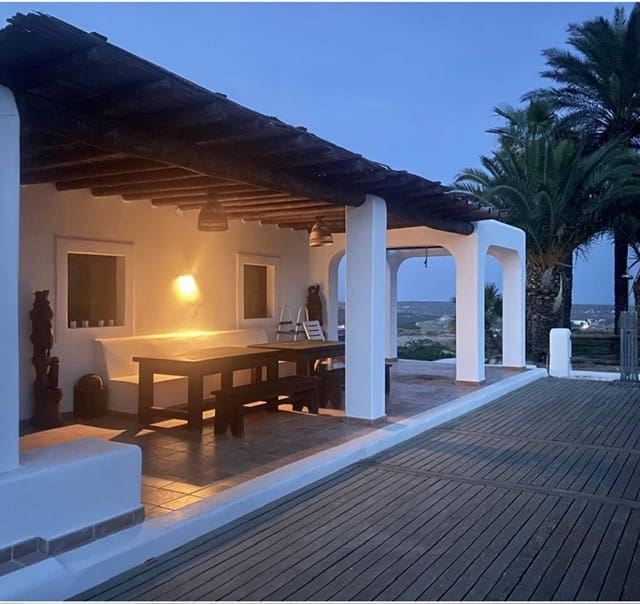 5 soveværelse Villa til salg i Agua Amarga - € 950.000 (Ref: 9285755)