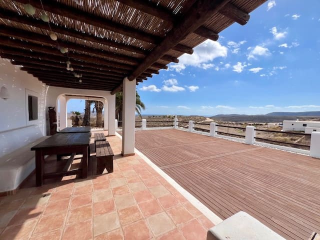 5 soveværelse Villa til salg i Agua Amarga - € 950.000 (Ref: 9285755)