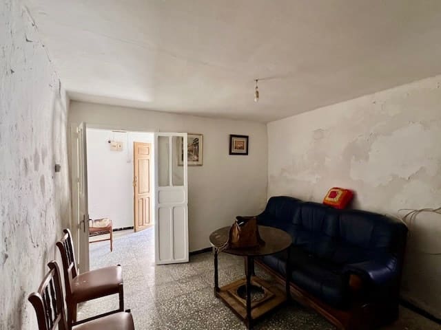 6 chambre Maison de Ville à vendre à Uleila del Campo - 50 000 € (Ref: 9356931)