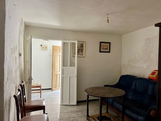 6 chambre Maison de Ville à vendre à Uleila del Campo - 50 000 € (Ref: 9356931)