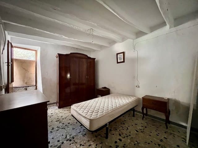 6 chambre Maison de Ville à vendre à Uleila del Campo - 50 000 € (Ref: 9356931)