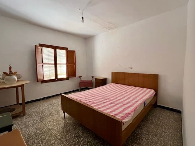 6 chambre Maison de Ville à vendre à Uleila del Campo - 50 000 € (Ref: 9356931)