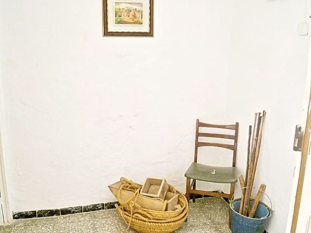 6 soveværelse Byhus til salg i Uleila del Campo - € 50.000 (Ref: 9356931)