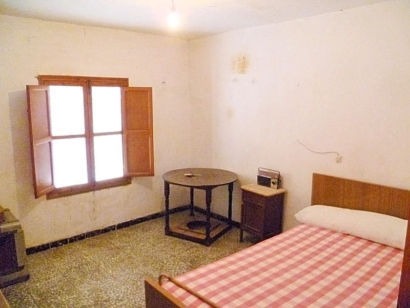 6 chambre Maison de Ville à vendre à Uleila del Campo - 50 000 € (Ref: 9356931)