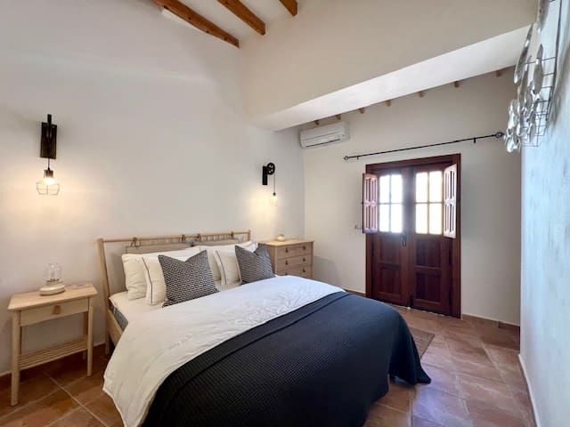 8 soveværelse Byhus til salg i Uleila del Campo - € 190.000 (Ref: 9357246)