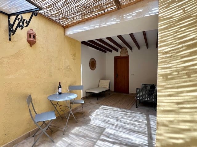 8 soveværelse Byhus til salg i Uleila del Campo - € 190.000 (Ref: 9357246)