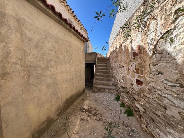 8 soveværelse Byhus til salg i Uleila del Campo - € 190.000 (Ref: 9357246)