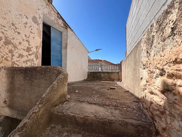 8 soveværelse Byhus til salg i Uleila del Campo - € 190.000 (Ref: 9357246)