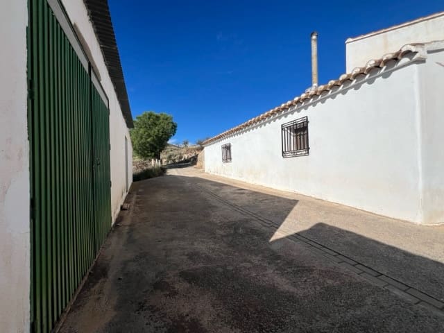 5 bedroom Finca/Country House for sale in Lubrin - € 140,000 (Ref: 9390757)