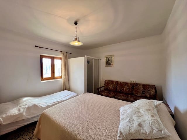 5 bedroom Finca/Country House for sale in Lubrin - € 140,000 (Ref: 9390757)