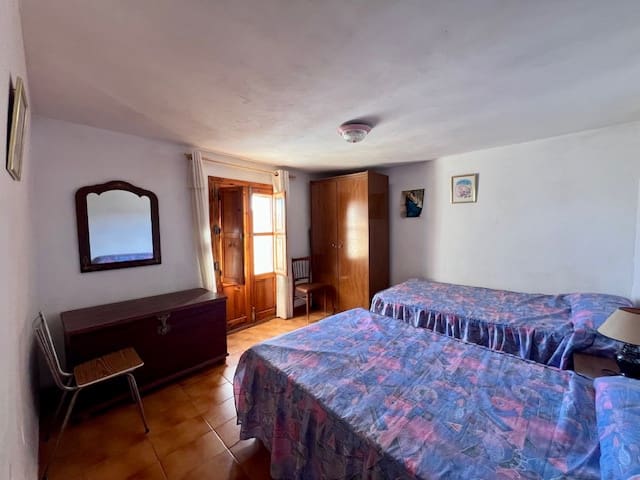 5 bedroom Finca/Country House for sale in Lubrin - € 140,000 (Ref: 9390757)