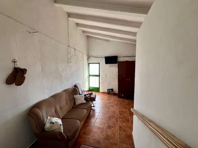 5 bedroom Finca/Country House for sale in Lubrin - € 140,000 (Ref: 9390757)