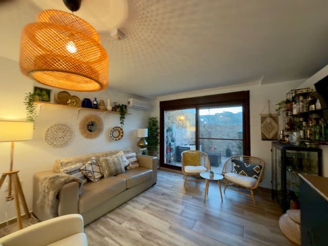 Casa de 3 habitaciones en Lubrín en venta - 149.500 € (Ref: 9562154)