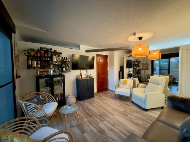 Casa de 3 habitaciones en Lubrín en venta - 149.500 € (Ref: 9562154)