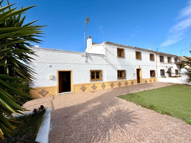 Finca/Casa Rural de 3 habitaciones en Cariatiz, Sorbas en venta con piscina - 170.000 € (Ref: 9563706)