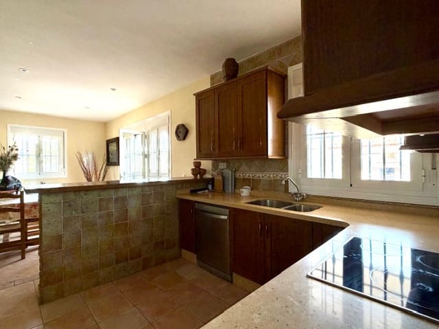 3 bedroom Villa for sale in Lubrin - € 299,950 (Ref: 9611869)