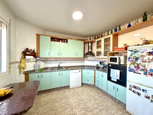 3 soveværelse Villa til salg i Huercal-Overa - € 240.000 (Ref: 9620670)