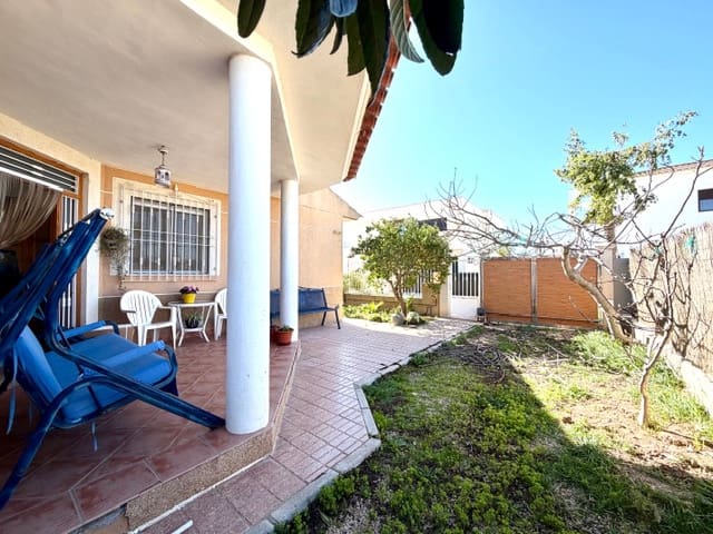 3 soveværelse Villa til salg i Huercal-Overa - € 240.000 (Ref: 9620670)