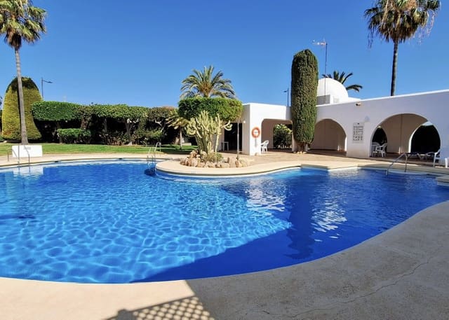 3 makuuhuone Huoneisto myytävänä paikassa Mojacar mukana uima-altaan - 23 990 € (Ref: 9626830)