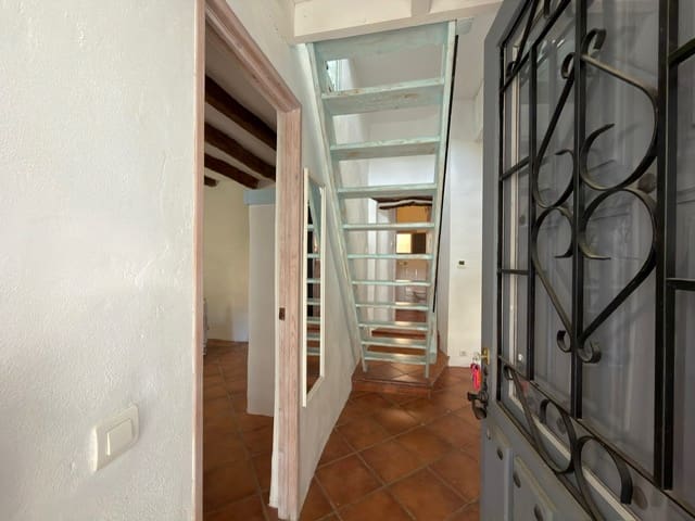 5 bedroom Townhouse for sale in Lubrin - € 210,000 (Ref: 9671006)