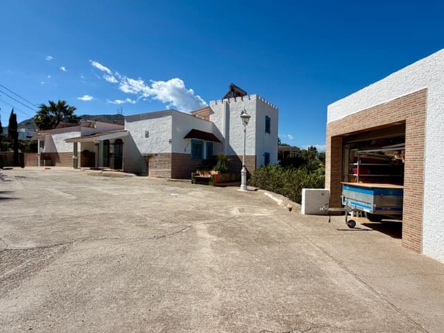 10 bedroom Finca/Country House for sale in Mojacar with pool - € 699,000 (Ref: 9681395)
