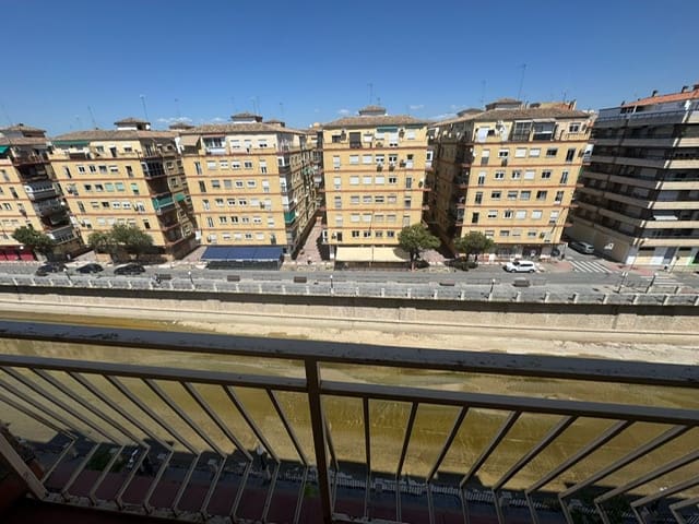 3 sypialnia Apartament na sprzedaż w Miasto Grenada - 258 000 € (Ref: 9681429)