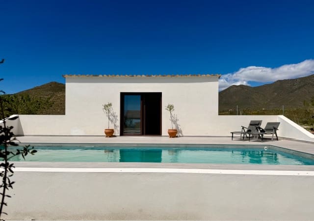 2 sovrum Finca/Hus på landet till salu i Uleila del Campo med pool - 268 000 € (Ref: 9787945)