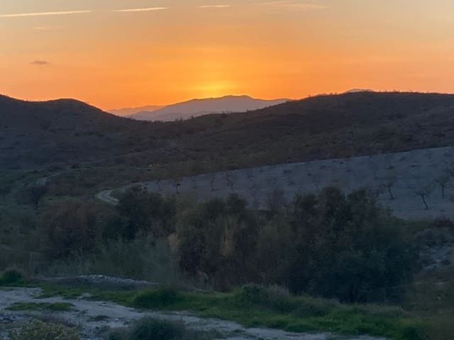 2 sovrum Finca/Hus på landet till salu i Uleila del Campo med pool - 268 000 € (Ref: 9787945)