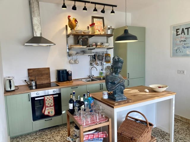 2 sovrum Finca/Hus på landet till salu i Uleila del Campo med pool - 268 000 € (Ref: 9787945)