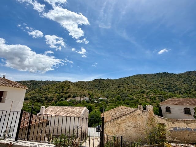 4 slaapkamer Finca/Landhuis te koop in Lubrin - € 85.000 (Ref: 9818459)