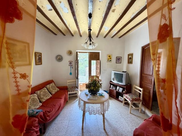 4 slaapkamer Finca/Landhuis te koop in Lubrin - € 85.000 (Ref: 9818459)
