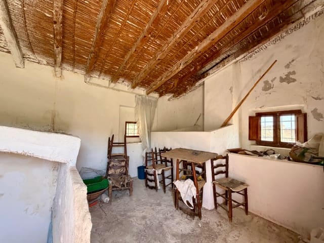 4 slaapkamer Finca/Landhuis te koop in Lubrin - € 85.000 (Ref: 9818459)