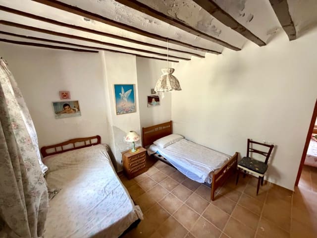 4 slaapkamer Finca/Landhuis te koop in Lubrin - € 85.000 (Ref: 9818459)