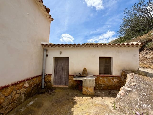 4 slaapkamer Finca/Landhuis te koop in Lubrin - € 85.000 (Ref: 9818459)