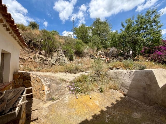 4 slaapkamer Finca/Landhuis te koop in Lubrin - € 85.000 (Ref: 9818459)