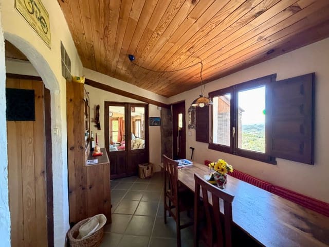 2 bedroom Finca/Country House for sale in Benizalon - € 119,000 (Ref: 9839945)