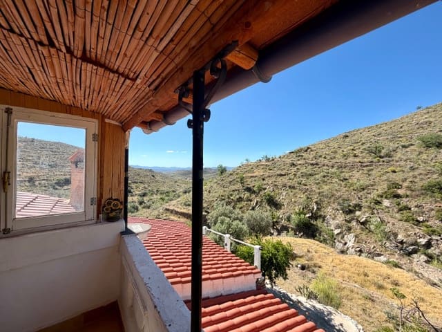2 bedroom Finca/Country House for sale in Benizalon - € 119,000 (Ref: 9839945)