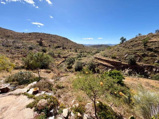 2 bedroom Finca/Country House for sale in Benizalon - € 119,000 (Ref: 9839945)