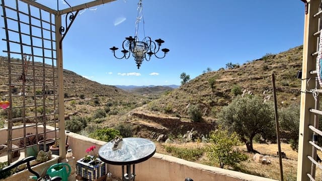 2 bedroom Finca/Country House for sale in Benizalon - € 119,000 (Ref: 9839945)