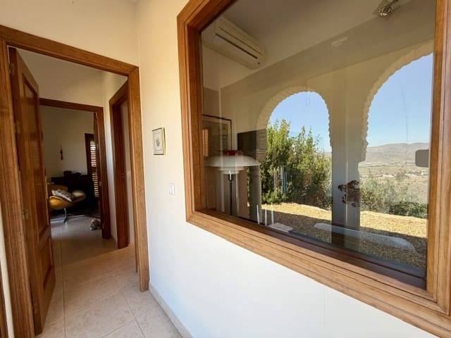 3 slaapkamer Villa te koop in Turre met zwembad - € 475.000 (Ref: 9906609)