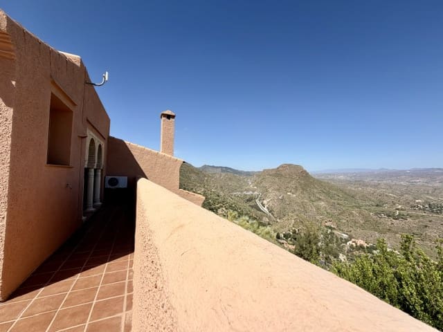 3 slaapkamer Villa te koop in Turre met zwembad - € 475.000 (Ref: 9906609)