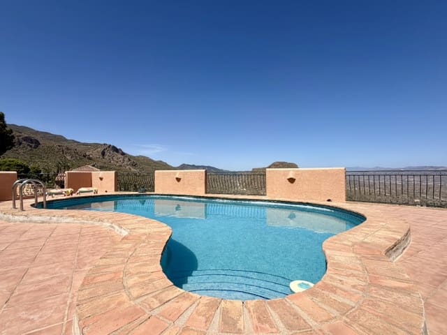 3 slaapkamer Villa te koop in Turre met zwembad - € 475.000 (Ref: 9906609)