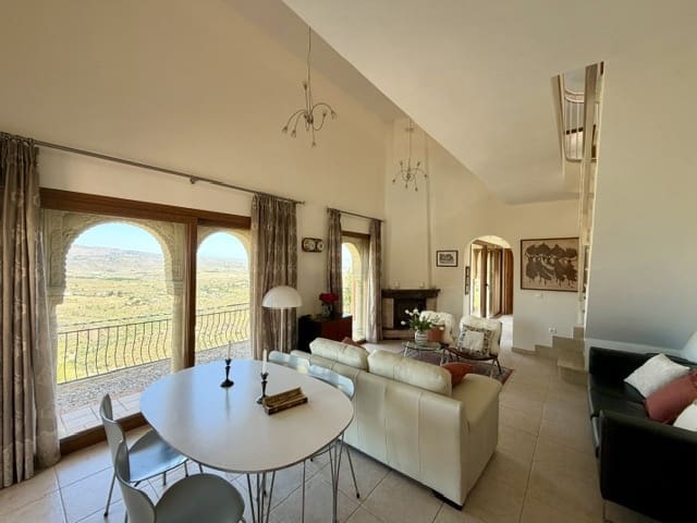 3 slaapkamer Villa te koop in Turre met zwembad - € 475.000 (Ref: 9906609)