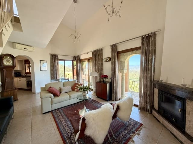 3 slaapkamer Villa te koop in Turre met zwembad - € 475.000 (Ref: 9906609)