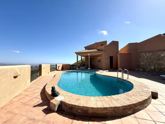 3 slaapkamer Villa te koop in Turre met zwembad - € 475.000 (Ref: 9906609)