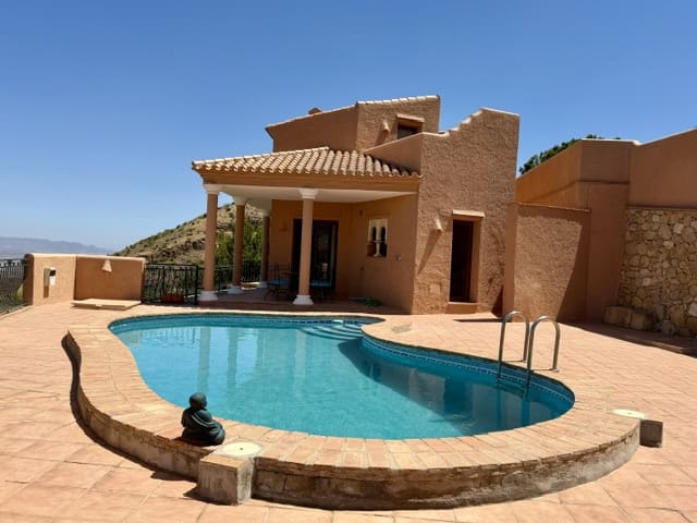 3 slaapkamer Villa te koop in Turre met zwembad - € 475.000 (Ref: 9906609)