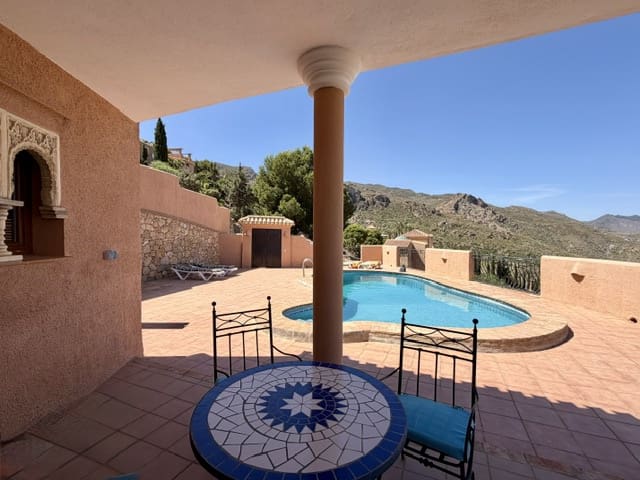 3 slaapkamer Villa te koop in Turre met zwembad - € 475.000 (Ref: 9906609)